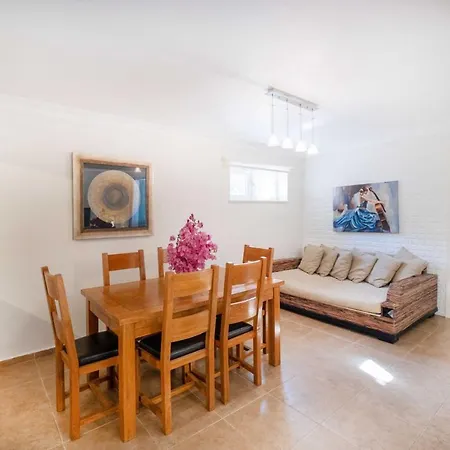 Great House With Shared Pool And Balcony In Gocek Villa