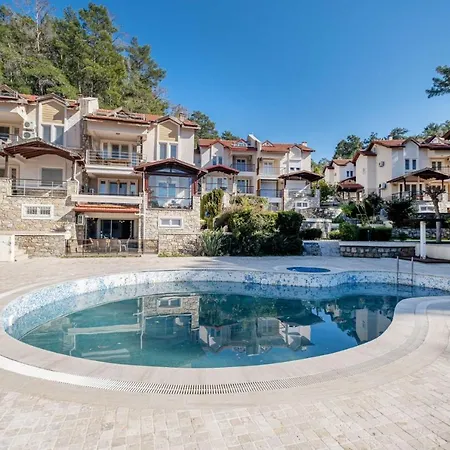 Great House With Shared Pool And Balcony In Gocek Göcek